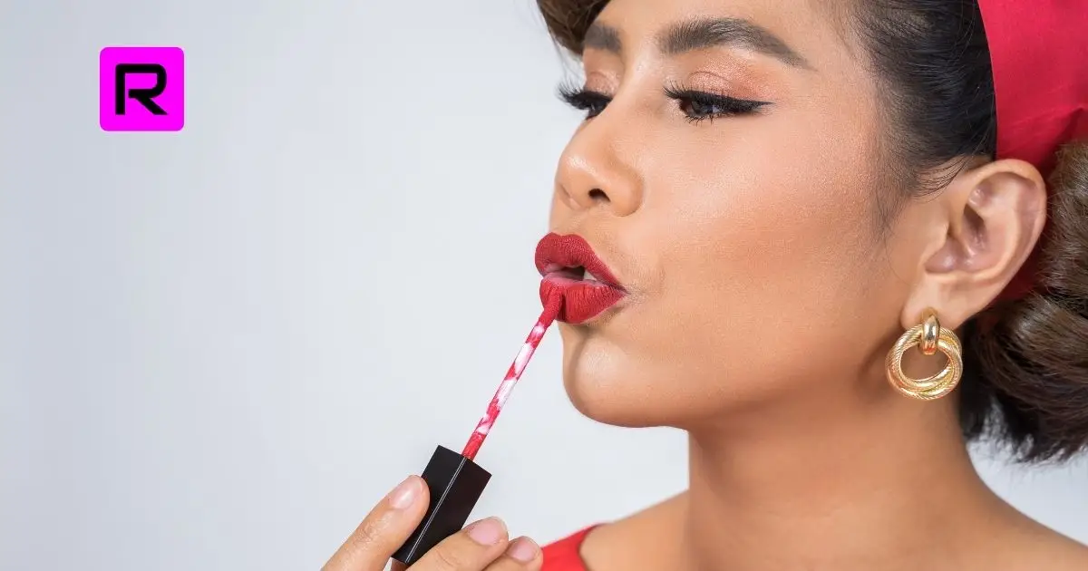 How To Apply Liquid Lipstick 2021