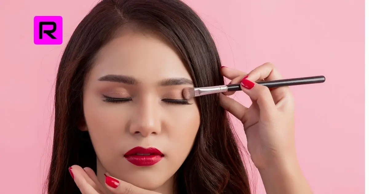 11 Tips On Eye Makeup For Hooded Eyes